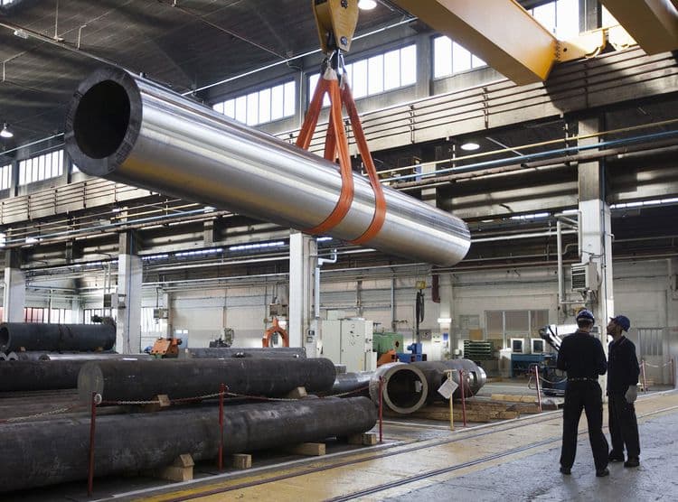 Steel production with biocarbon injection
